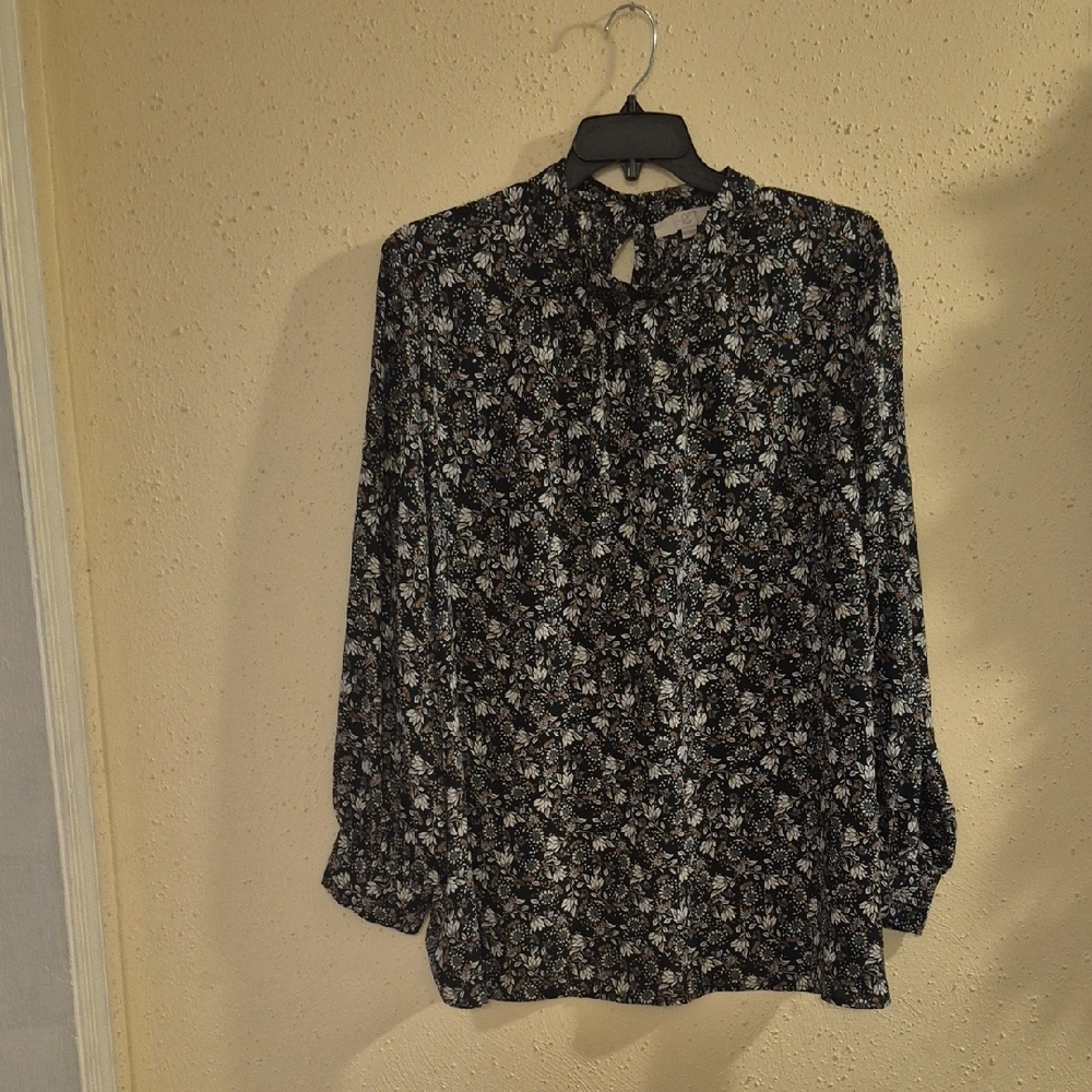 Floral Black and White Women's Top